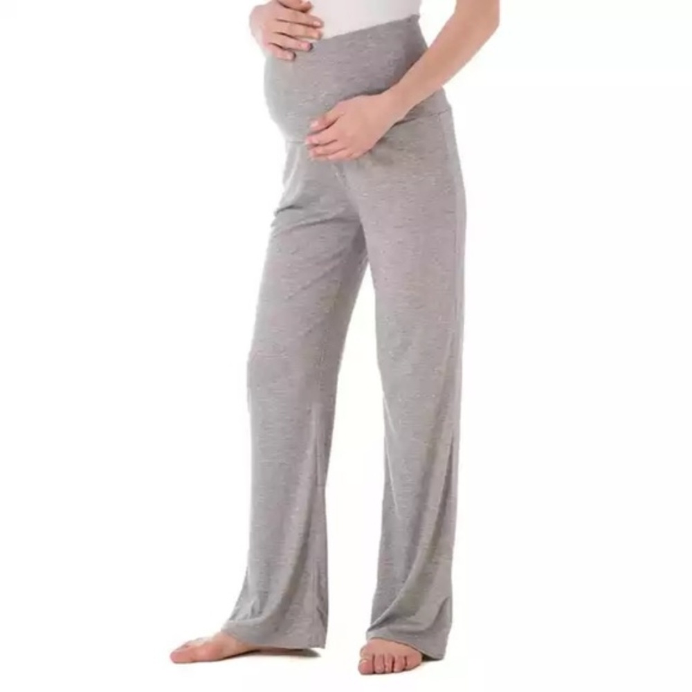 MATERNITY 🎉HP🎉LIGHT GRAY PANTS